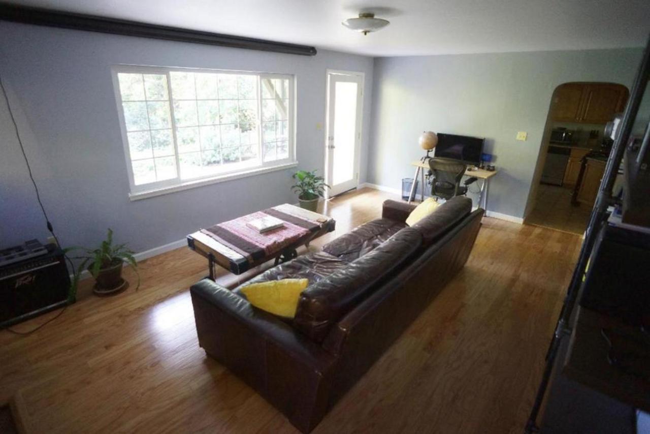 Large 1 Bedroom Apartment, Home Theater, Fireplace Berkeley Exteriör bild